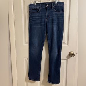 Lucky Brand 411 Athletic Taper Jeans - Great Condition. 32x30